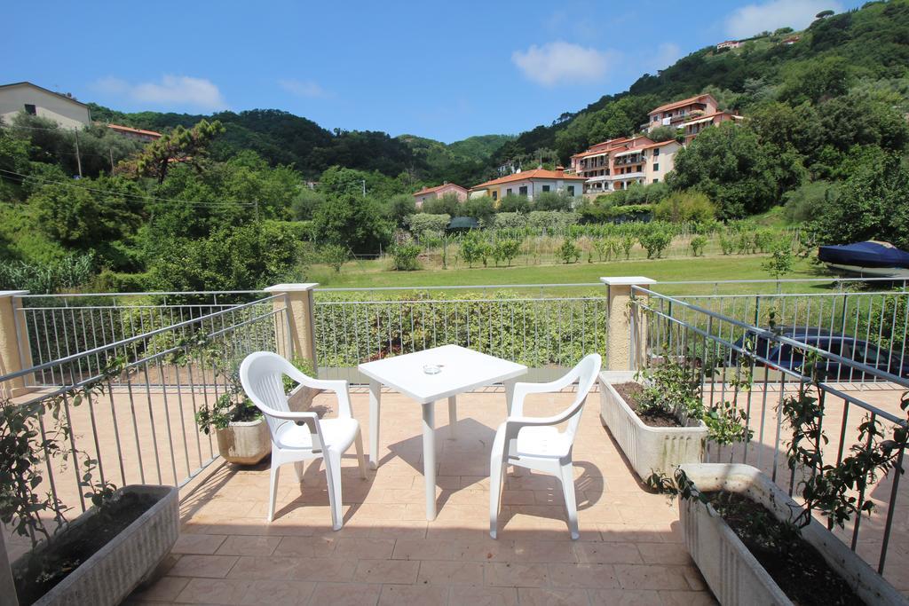La Mimosa Lerici